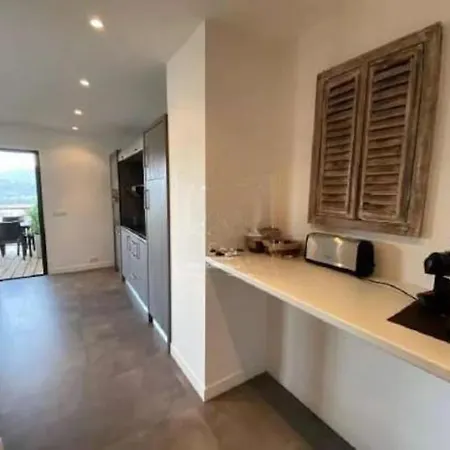 Апартаменты U Palazzu 4pers - Vue Et Montagne - Piscine - Salle De Sport Порто-Веккьо